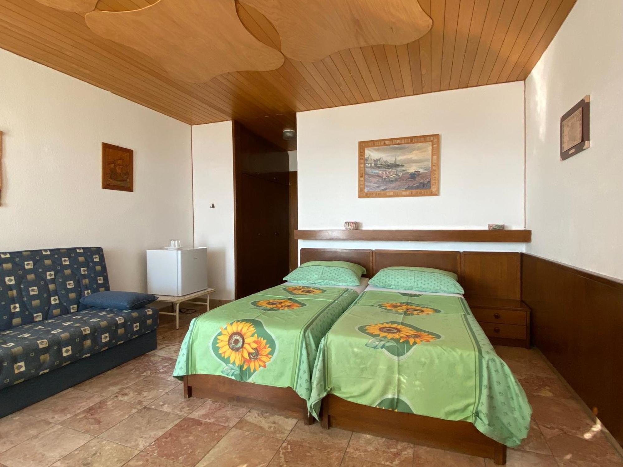 Rib Bed & Breakfast Brela